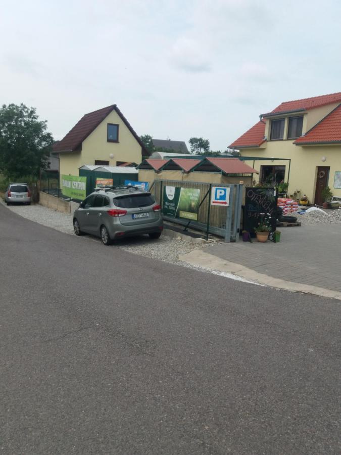 Garden Apartments Znojmo Luaran gambar