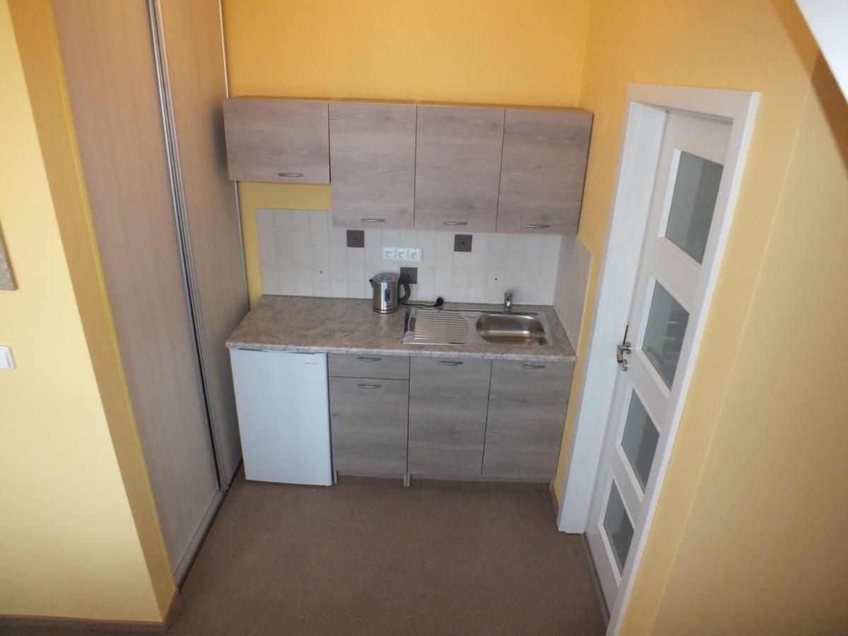 Garden Apartments Znojmo Luaran gambar