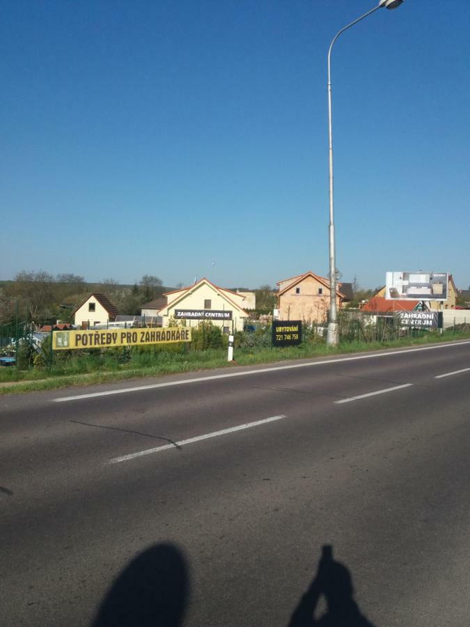 Garden Apartments Znojmo Luaran gambar